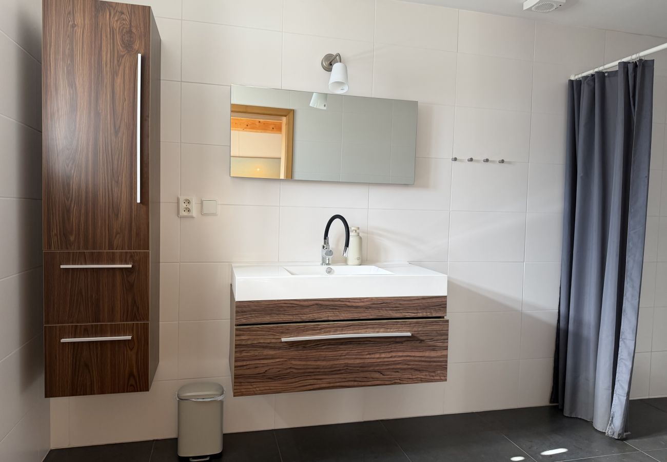 Villa in Mladé Buky - Villa mit Pool,  Skigebiete KJH348