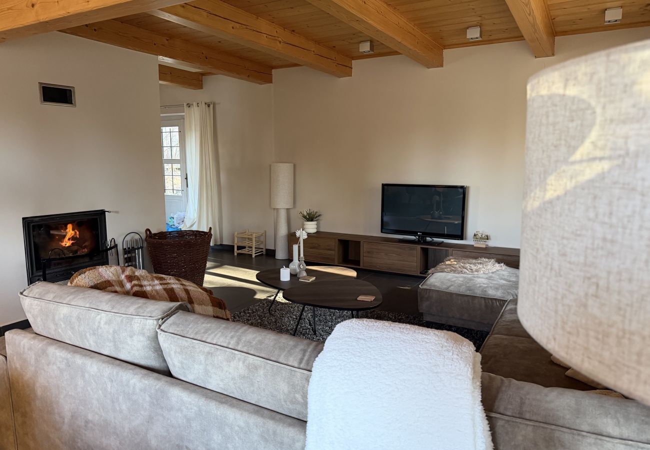 Villa in Mladé Buky - Villa mit Pool,  Skigebiete KJH348