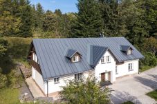 Villa in Mladé Buky - Villa mit Pool,  Skigebiete KJH348