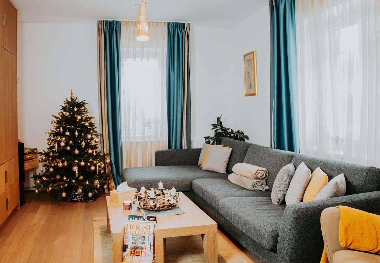 Villa in Mladé Buky - Villa Mlade Buky - KMM018