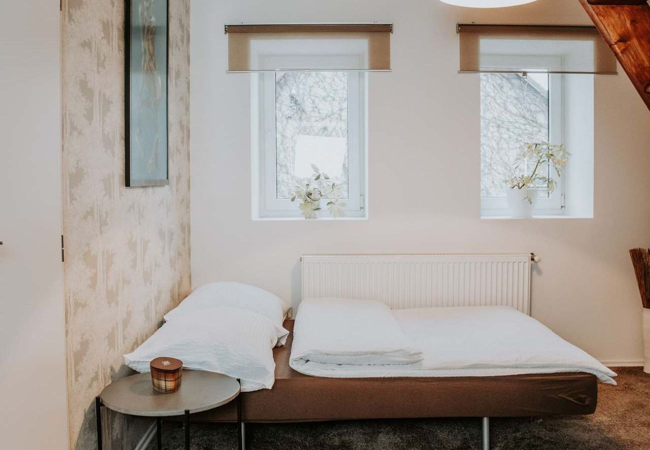 Villa in Mladé Buky - Villa Mlade Buky - KMM018