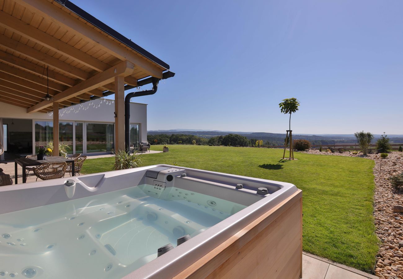 Villa in Žernov - Ceska Skalice HZK470