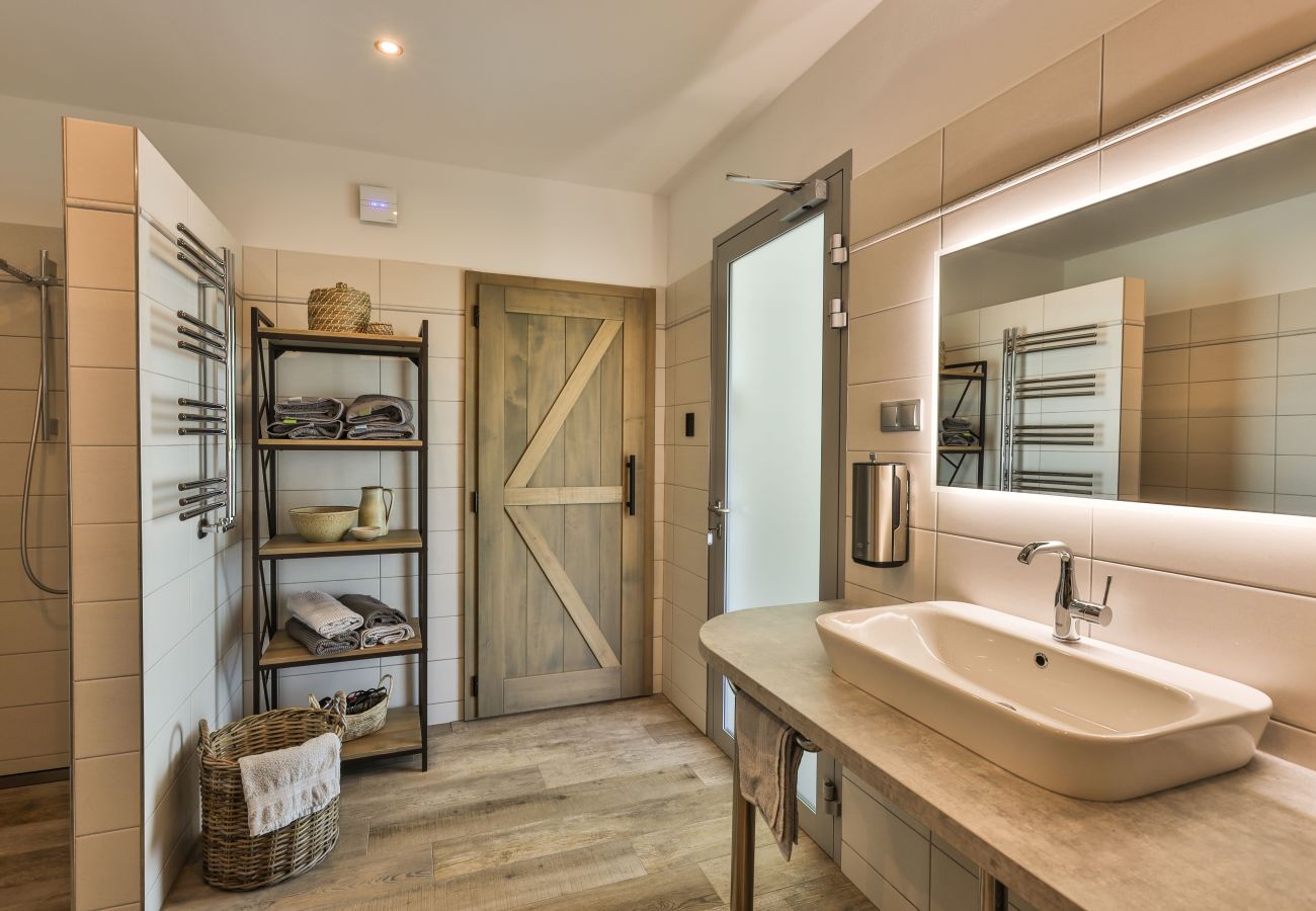 Villa in Žernov - Ceska Skalice HZK470